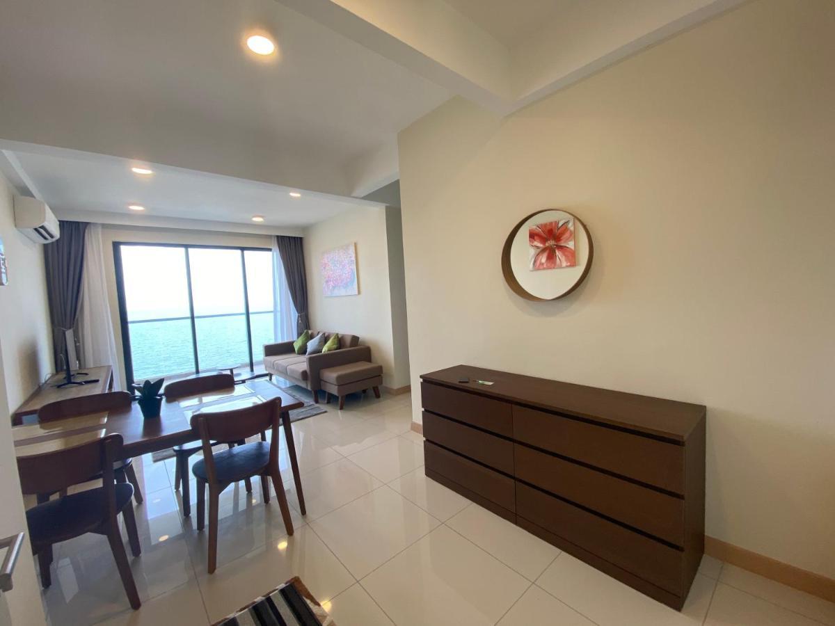 Timurbay By Seascape Kuantan Exterior photo