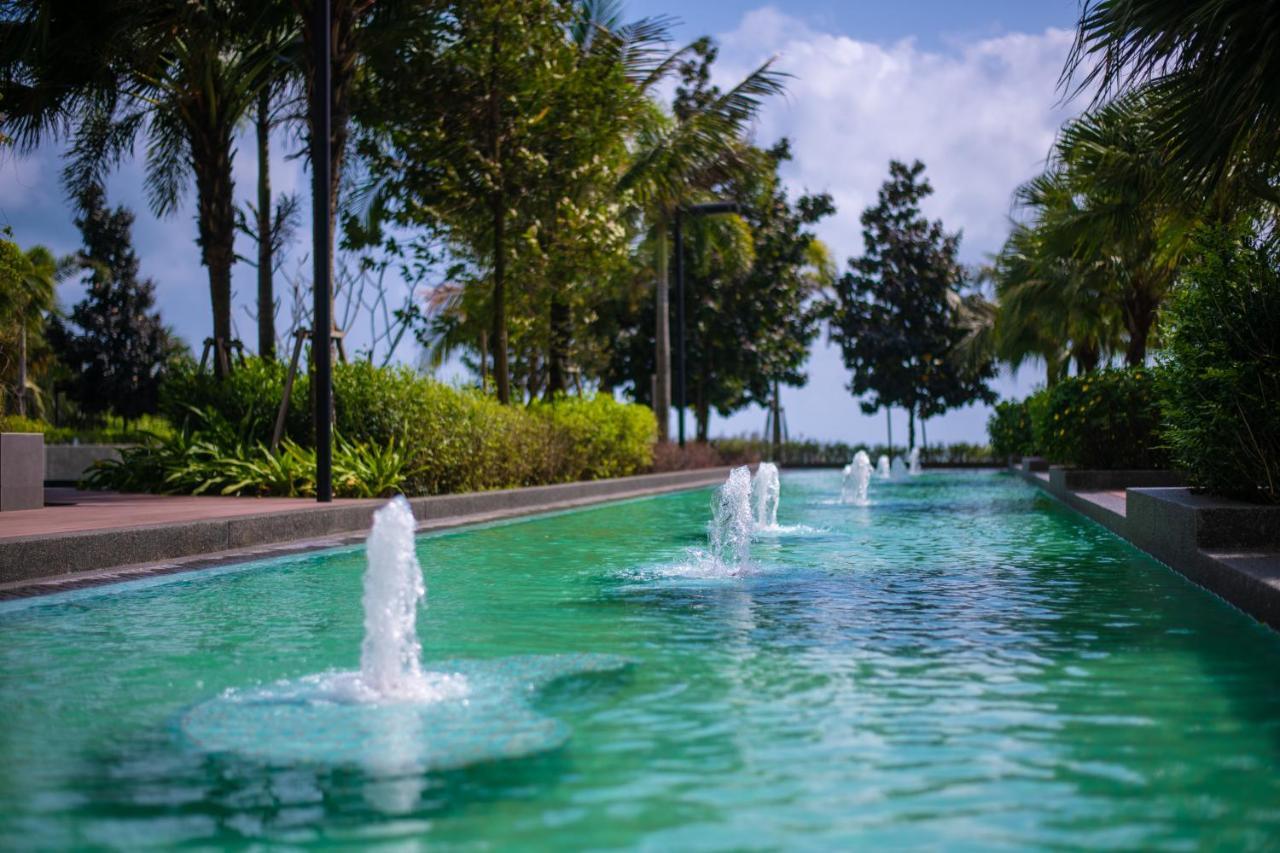 Timurbay By Seascape Kuantan Exterior photo
