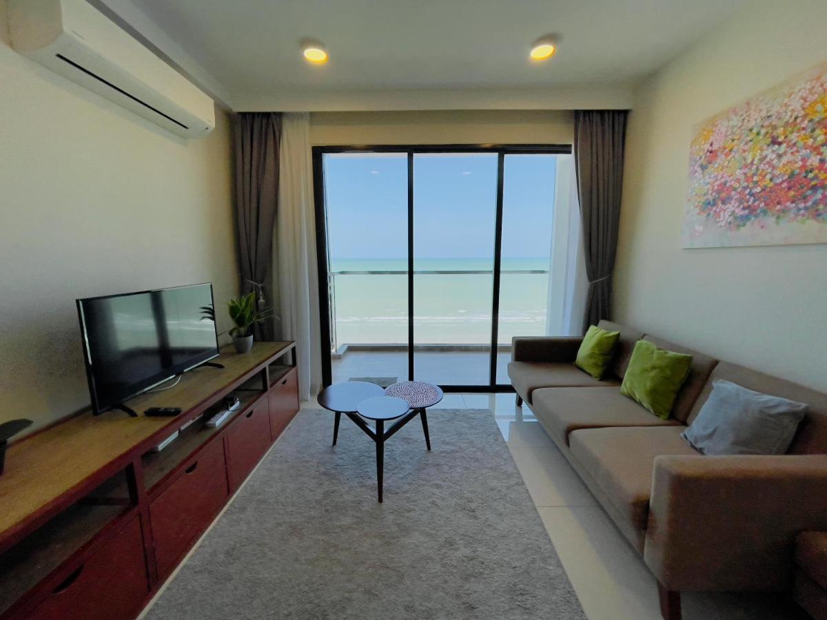 Timurbay By Seascape Kuantan Exterior photo