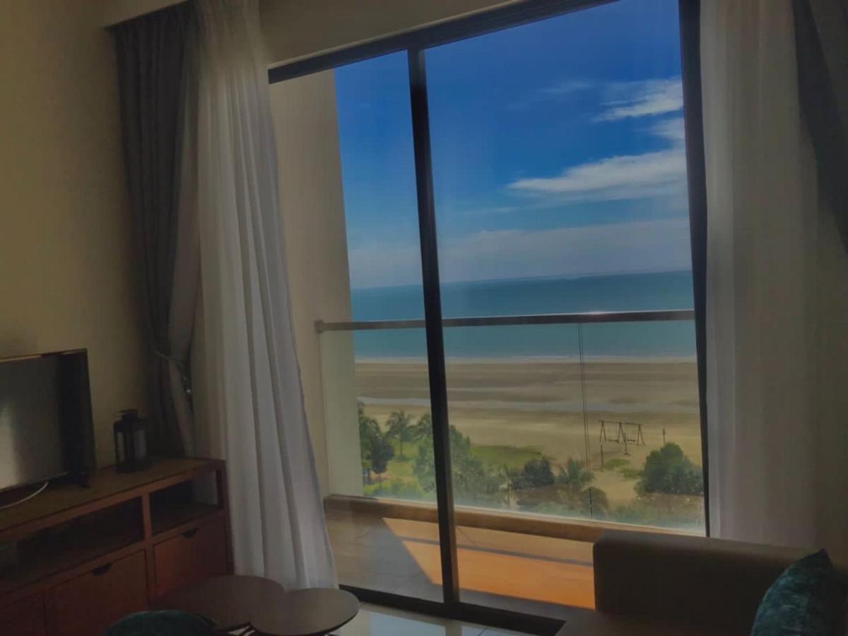 Timurbay By Seascape Kuantan Exterior photo